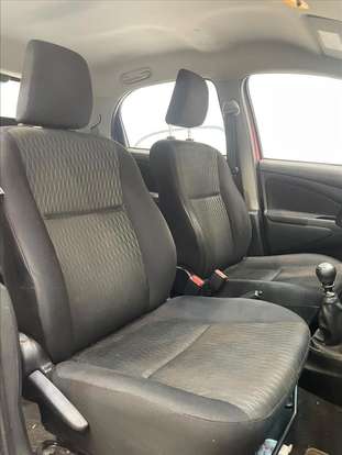 TOYOTA-ETIOS-2016