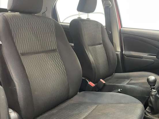 TOYOTA-ETIOS-1.3 X 16V FLEX 4P MANUAL TOYOTA-ETIOS-2016