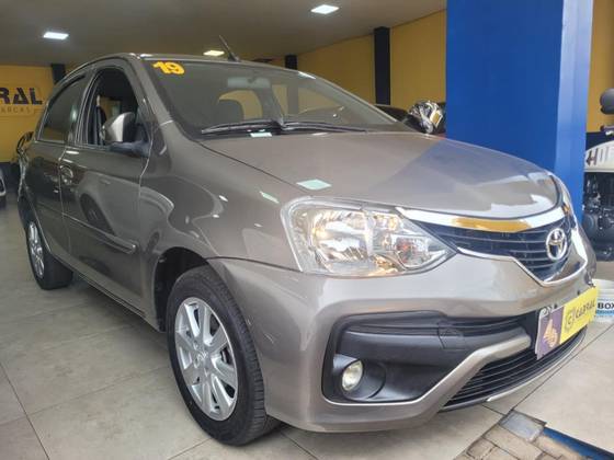 TOYOTA ETIOS 1.5 X PLUS 16V FLEX 4P MANUAL