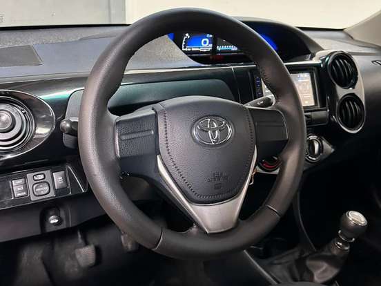 TOYOTA-ETIOS-1.5 X SEDAN 16V FLEX 4P MANUAL TOYOTA-ETIOS-2018