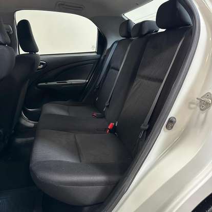 TOYOTA-ETIOS-2018