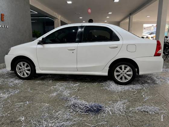 TOYOTA ETIOS 1.5 XLS 16V FLEX 4P AUTOMÁTICO
