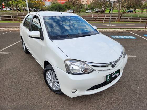 TOYOTA ETIOS 1.5 XLS SEDAN 16V FLEX 4P MANUAL