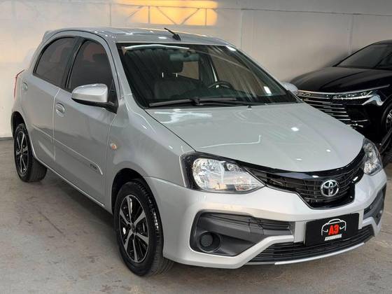 TOYOTA ETIOS 1.5 XS 16V FLEX 4P AUTOMÁTICO