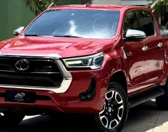 TOYOTA HILUX 2.8 D-4D TURBO DIESEL CD SRX 4X4 AUTOMÁTICO TOYOTA HILUX 2.8 D-4D TURBO DIESEL CD SRX 4X4 AUTOMÁTICO