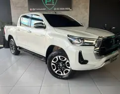 TOYOTA HILUX 2.8 D-4D TURBO DIESEL CD SRX 4X4 AUTOMÁTICO TOYOTA HILUX 2.8 D-4D TURBO DIESEL CD SRX 4X4 AUTOMÁTICO