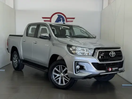 TOYOTA HILUX 2.8 SRV 4X4 CD 16V DIESEL 4P AUTOMÁTICO