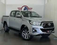 TOYOTA HILUX 2.8 SRV 4X4 CD 16V DIESEL 4P AUTOMÁTICO TOYOTA HILUX 2.8 SRV 4X4 CD 16V DIESEL 4P AUTOMÁTICO