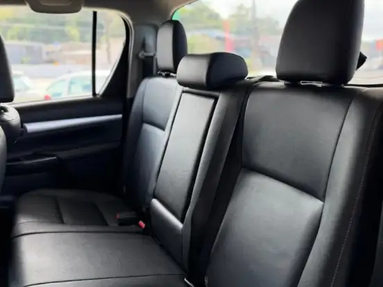 TOYOTA-HILUX-2.8 SRX 4X4 CD 16V DIESEL 4P AUTOMÁTICO TOYOTA-HILUX-2015