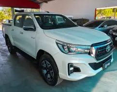 TOYOTA HILUX 2.8 SRX 4X4 CD 16V DIESEL 4P AUTOMÁTICO TOYOTA HILUX 2.8 SRX 4X4 CD 16V DIESEL 4P AUTOMÁTICO