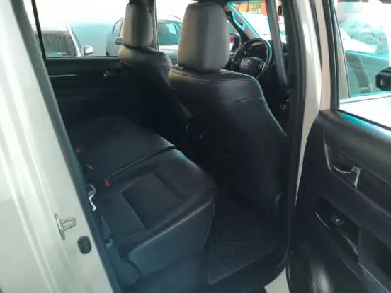 TOYOTA-HILUX-2.8 SRX 4X4 CD 16V DIESEL 4P AUTOMÁTICO TOYOTA-HILUX-2020
