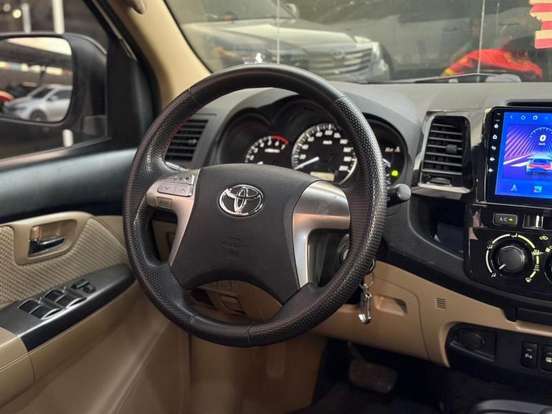 TOYOTA-HILUX-2013