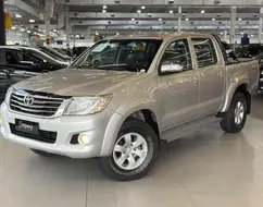 TOYOTA HILUX 2.7 SRV 4X4 CD 16V FLEX 4P AUTOMÁTICO TOYOTA HILUX 2.7 SRV 4X4 CD 16V FLEX 4P AUTOMÁTICO