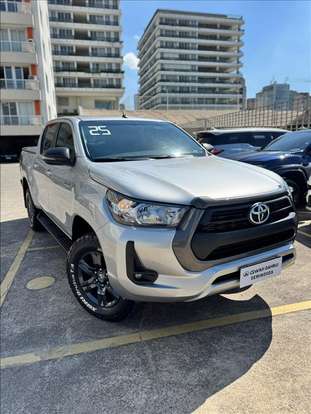 TOYOTA-HILUX-2024