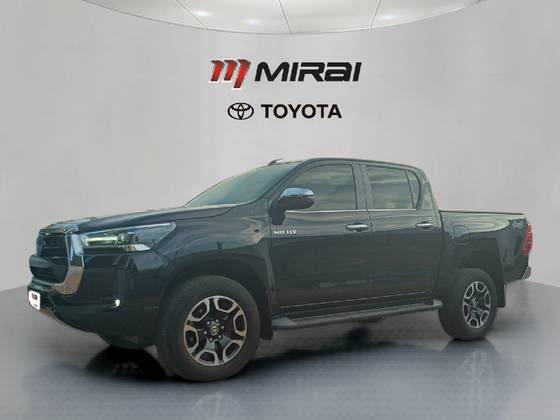 TOYOTA HILUX 2.8 D-4D TURBO DIESEL CD SRX 4X4 AUTOMÁTICO