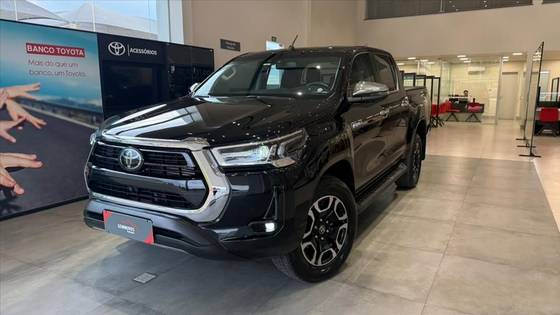 TOYOTA HILUX 2.8 D-4D TURBO DIESEL CD SRX 4X4 AUTOMÁTICO