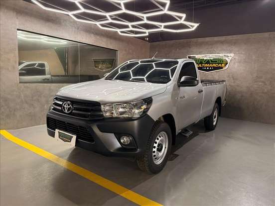 TOYOTA-HILUX-2.8 D-4D TURBO DIESEL CS 4X4 AUTOMÁTICO TOYOTA-HILUX-2024