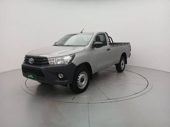 TOYOTA HILUX 2.8 D-4D TURBO DIESEL CS 4X4 MANUAL