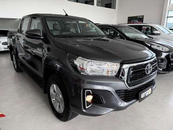 TOYOTA-HILUX-2020