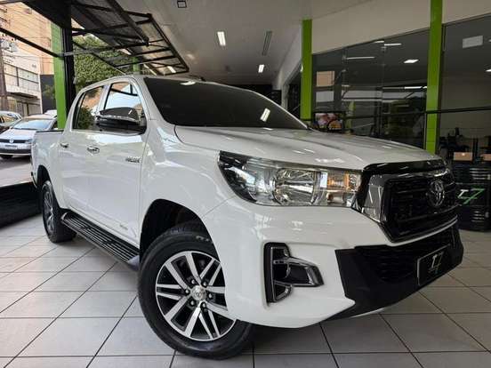 TOYOTA-HILUX-2.8 SRV 4X4 CD 16V DIESEL 4P AUTOMÁTICO TOYOTA-HILUX-2018