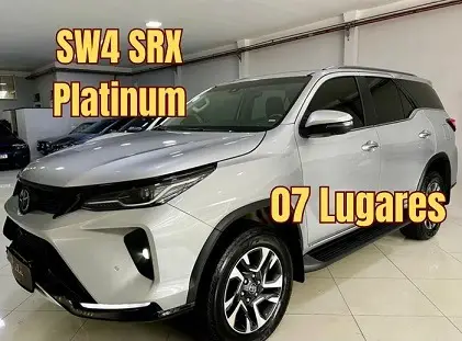TOYOTA HILUX SW4 2.8 D-4D TURBO DIESEL SRX PLATINUM 7L 4X4 AUTOMÁTICO