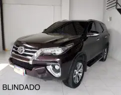 TOYOTA HILUX SW4 2.8 SRX 4X4 16V TURBO INTERCOOLER DIESEL 4P AUTOMÁTICO TOYOTA HILUX SW4 2.8 SRX 4X4 16V TURBO INTERCOOLER DIESEL 4P AUTOMÁTICO