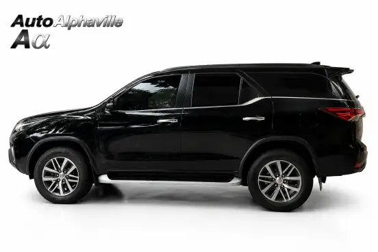 TOYOTA-HILUX SW4-2.8 SRX 4X4 7 LUGARES 16V TURBO INTERCOOLER DIESEL 4P AUTOMÁTICO TOYOTA-HILUX SW4-2019