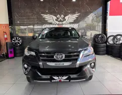 TOYOTA HILUX SW4 2.7 SR 7 LUGARES 4X2 16V FLEX 4P AUTOMÁTICO TOYOTA HILUX SW4 2.7 SR 7 LUGARES 4X2 16V FLEX 4P AUTOMÁTICO