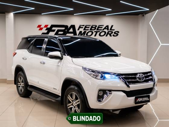 TOYOTA HILUX SW4 2.7 SRV 7 LUGARES 4X2 16V FLEX 4P AUTOMÁTICO