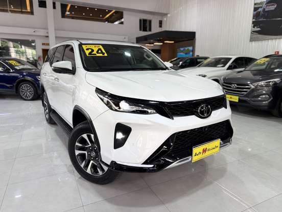 TOYOTA-HILUX SW4-2023