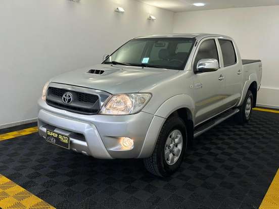 TOYOTA-HILUX SW4-2005