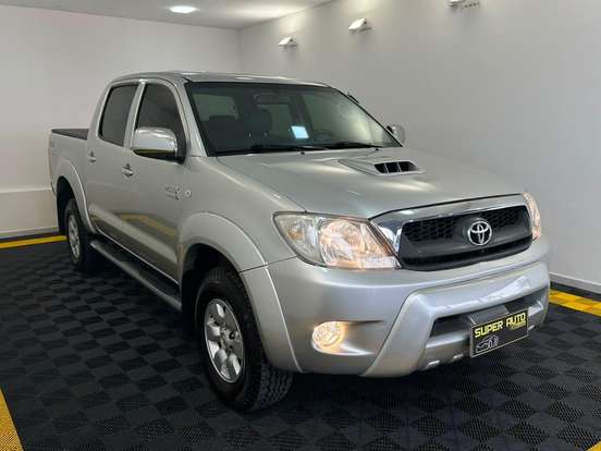 TOYOTA-HILUX SW4-3.0 SRV 4X4 16V TURBO INTERCOOLER DIESEL 4P AUTOMÁTICO TOYOTA-HILUX SW4-2005