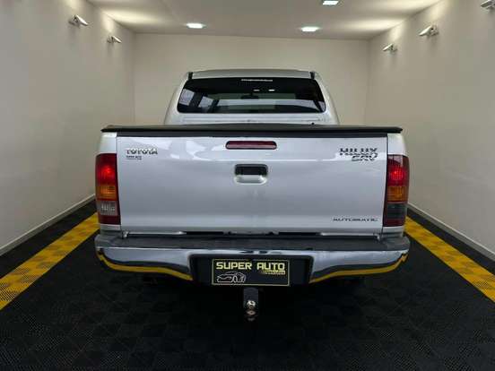 TOYOTA-HILUX SW4-2005