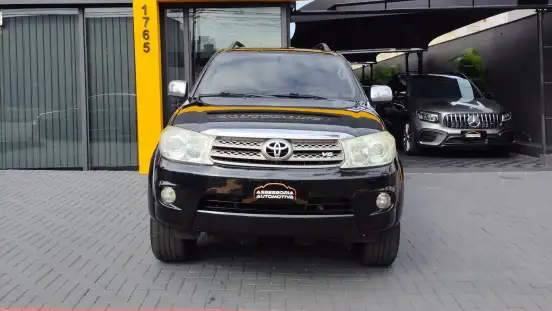 TOYOTA-HILUX SW4-2009