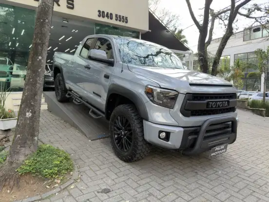 TOYOTA-TUNDRA-2017