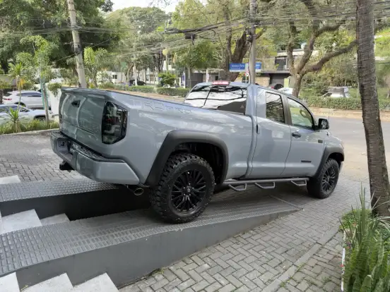 TOYOTA-TUNDRA-5.7 TRD PRO 4X4 CD V8 32V GASOLINA 4P AUTOMÁTICO TOYOTA-TUNDRA-2017