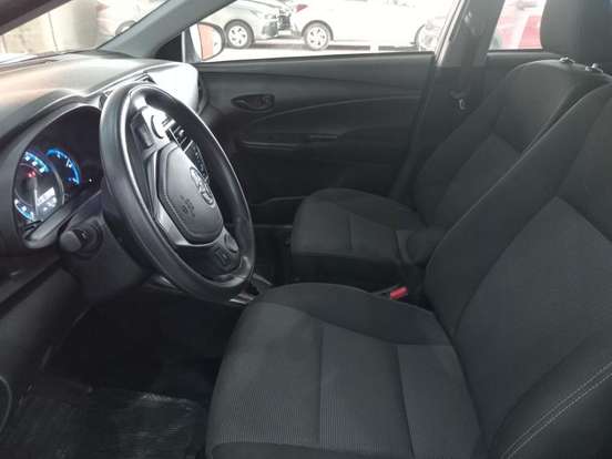 TOYOTA-YARIS-2024