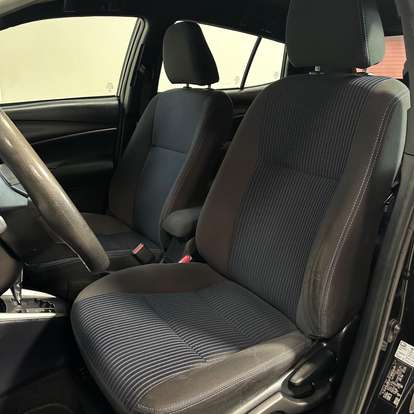 TOYOTA-YARIS-2020
