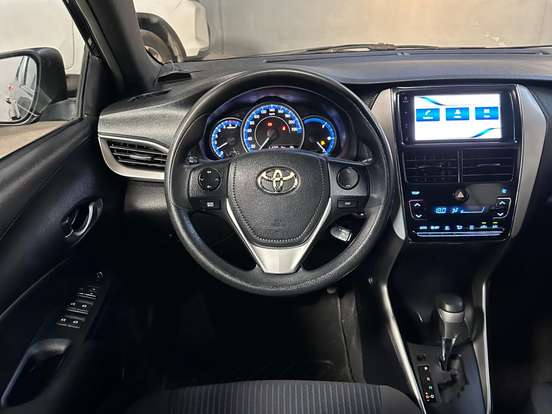 TOYOTA-YARIS-1.5 16V FLEX SEDAN XL PLUS CONNECT MULTIDRIVE TOYOTA-YARIS-2020