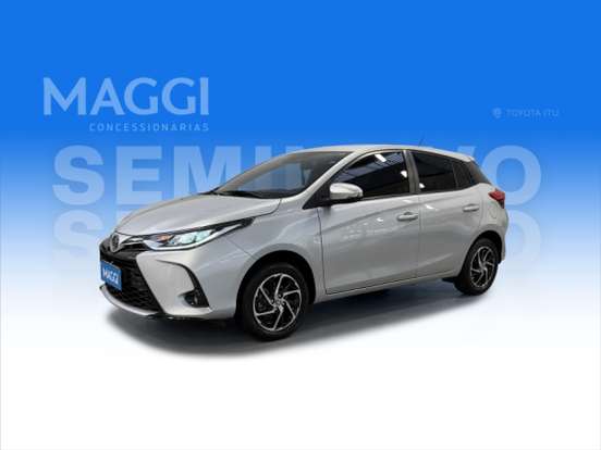 TOYOTA-YARIS-2023