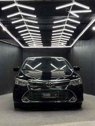 TOYOTA-CAMRY-2016