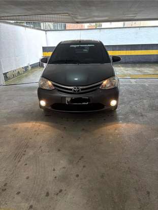 TOYOTA-ETIOS-2015