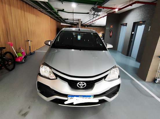 TOYOTA-ETIOS-2017