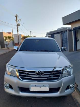 TOYOTA HILUX 2.7 SRV 4X4 CD 16V FLEX 4P AUTOMÁTICO