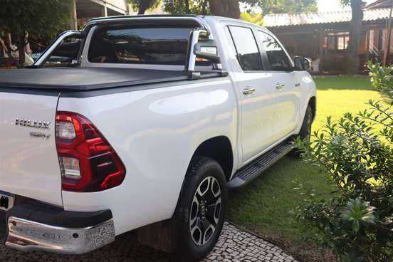 TOYOTA-HILUX-2024