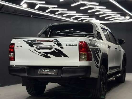 TOYOTA-HILUX-2.8 SR CHALLENGE 4X4 CD 16V DIESEL 4P AUTOMÁTICO TOYOTA-HILUX-2018