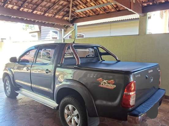 TOYOTA-HILUX-3.0 SRV 4X4 CD 16V TURBO INTERCOOLER DIESEL 4P MANUAL TOYOTA-HILUX-2011
