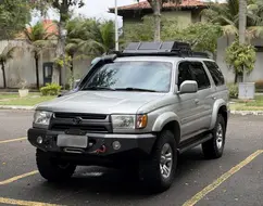 TOYOTA HILUX SW4 3.0 4X4 8V TURBO DIESEL 4P MANUAL TOYOTA HILUX SW4 3.0 4X4 8V TURBO DIESEL 4P MANUAL