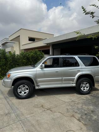 TOYOTA HILUX SW4 3.4 4X4 V6 24V GASOLINA 4P AUTOMÁTICO