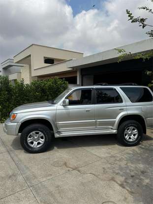 TOYOTA-HILUX SW4-2001